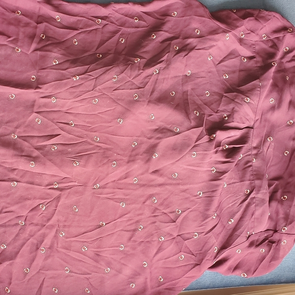 L/S burgundy blouse with small flower pattern - Picture 4 of 4